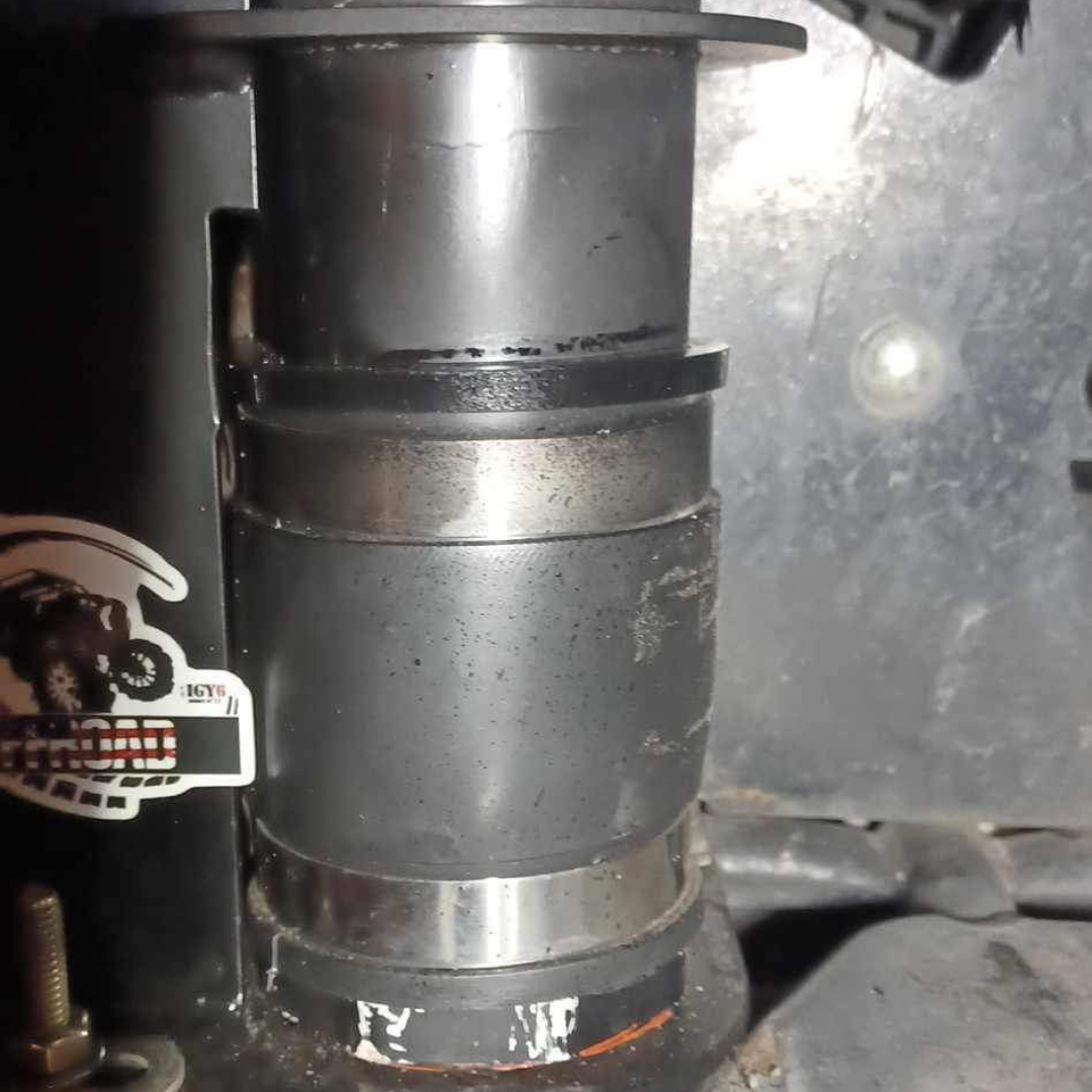 Riser Snorkel Support Pole